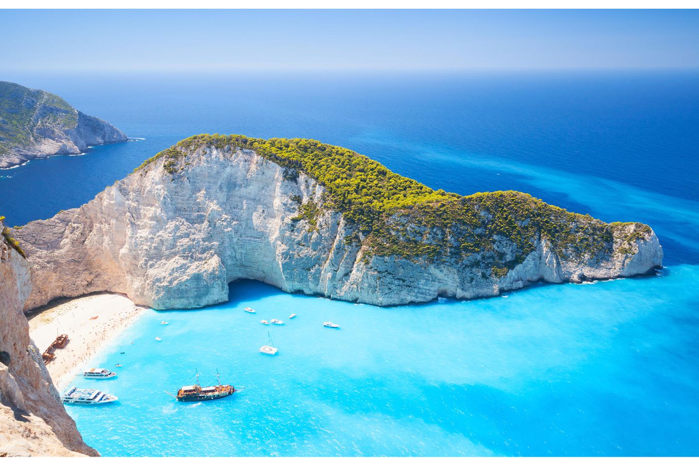 Platz 9: Navagio Strand Platz 9: Navagio Strand