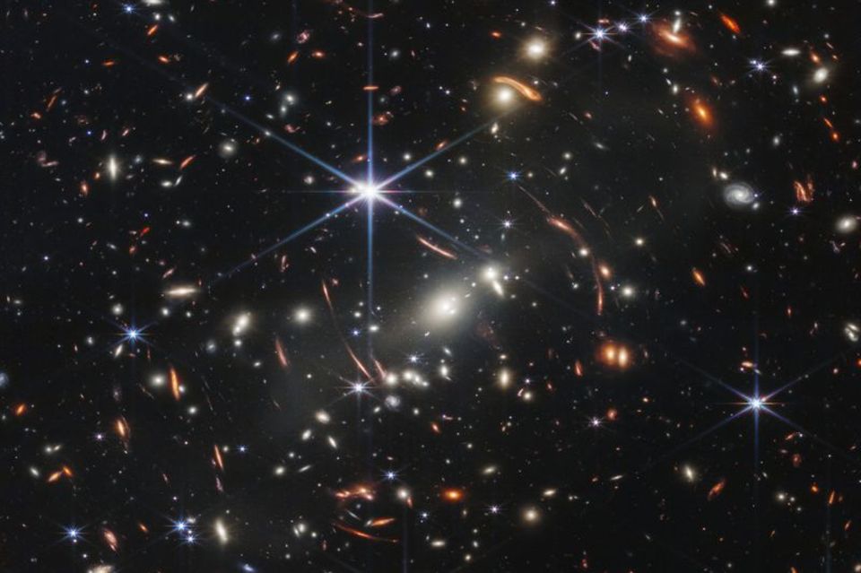 Der Galaxienhaufen SMACS 0723, aufgenommen mit dem "James Webb"-Teleskop