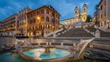 Spanische Treppe und der Brunnen Fontana della Barcaccia in Rom, Italien
