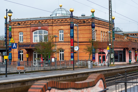 Zugreisen: Kennen Sie diese abgefahrenen Bahnhöfe in Deutschland?