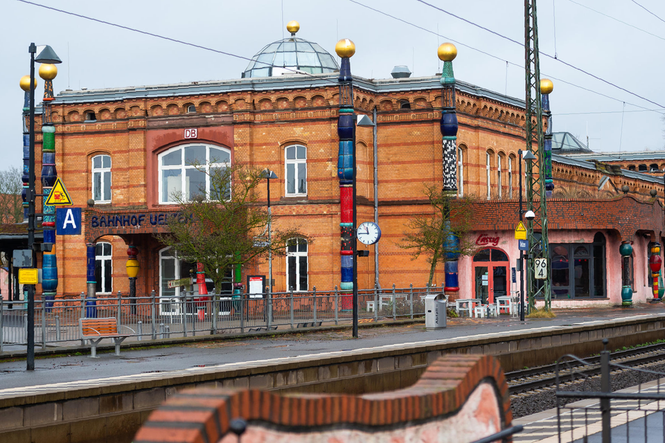 Bilderquiz: Kennen Sie diese abgefahrenen Bahnhöfe in Deutschland?  1.6113