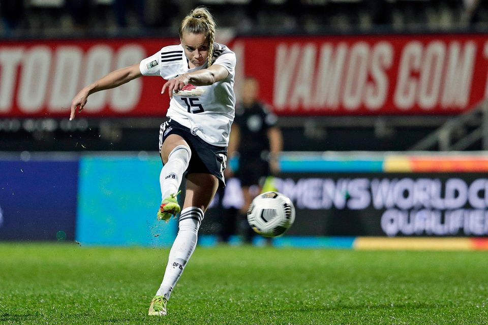 Giulia Gwinn of Germany during the FIFA Women's World Cup 2023 Qualifier group H match between Portugal and Germany at on November 30, 2021 in Faro, Portugal.