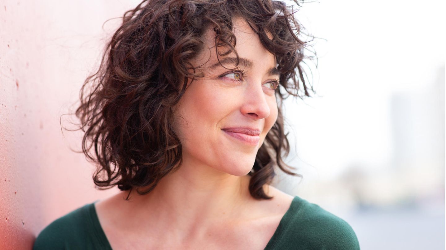 Wie reagiere ich auf Belastungen und aktiviere psychische Selbstheilungskräfte, etwa durch gesunde Routinen und kluges Verhalten? Prof. Tanja Michael hat es erforscht (Symbolbild) 