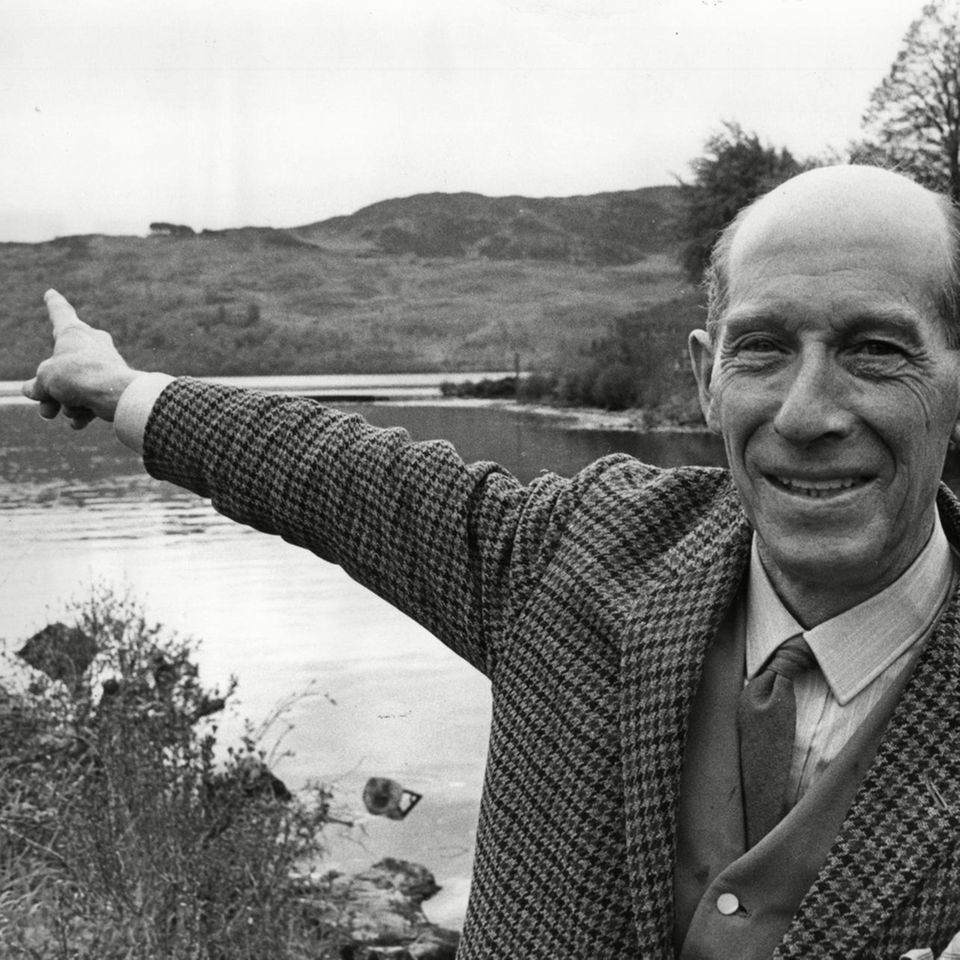 Loch Ness: Lokalreporter Alex Campbell schrieb 1933 im "Inverness Courier" über das Ungeheuer von Loch Ness. Wenige Jahre später will er Nessie auch mit eigenen Augen gesehen haben Loch Ness: Lokalreporter Alex Campbell schrieb 1933 im "Inverness Courier" über das Ungeheuer von Loch Ness. Wenige Jahre später will er Nessie auch mit eigenen Augen gesehen haben