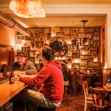 Tschechien, Prag. Bukowski's Bar, Stadtteil Zizkov