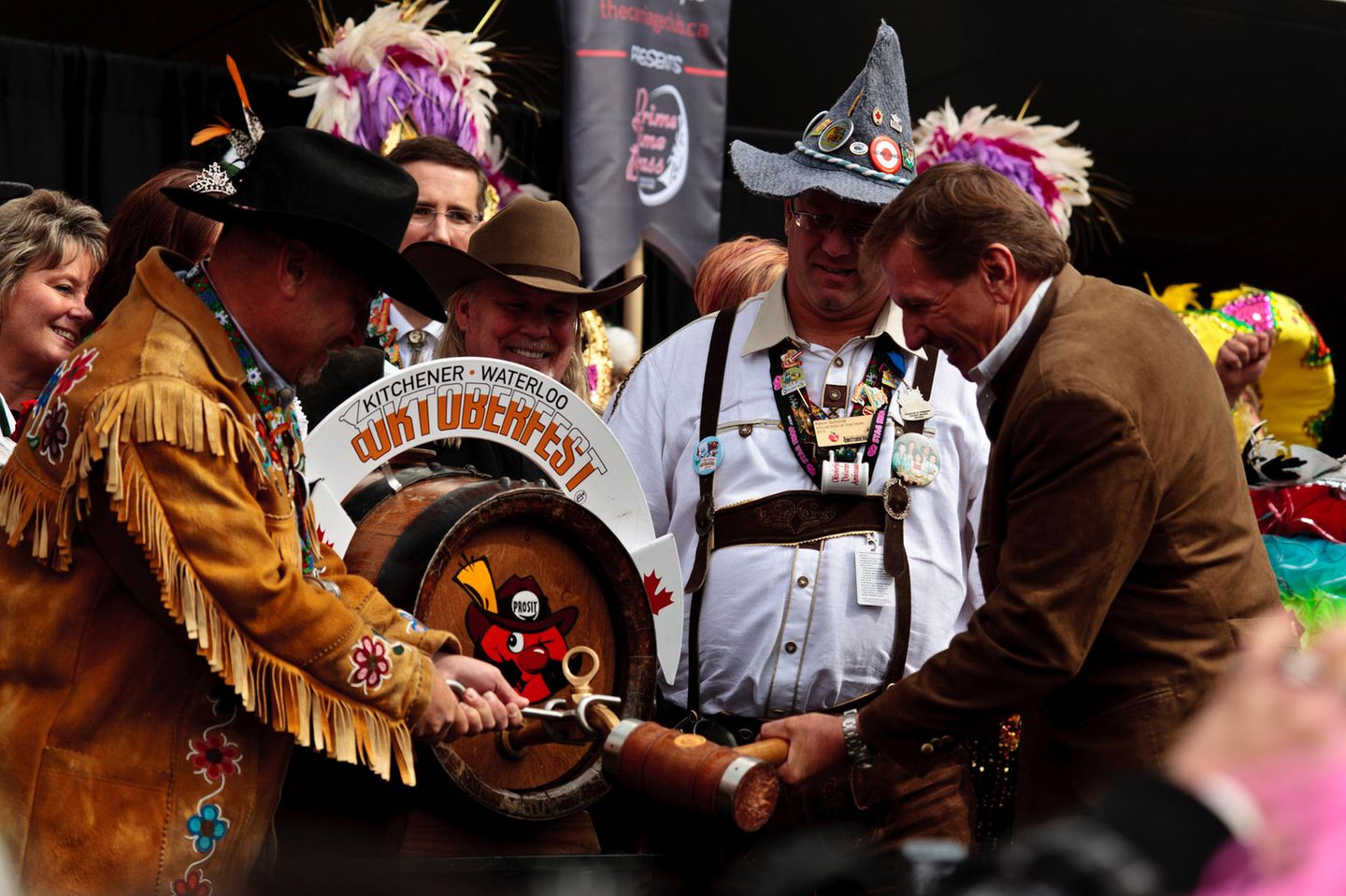 Oktoberfest-Anstich mit Zapfhahn – in Kanada