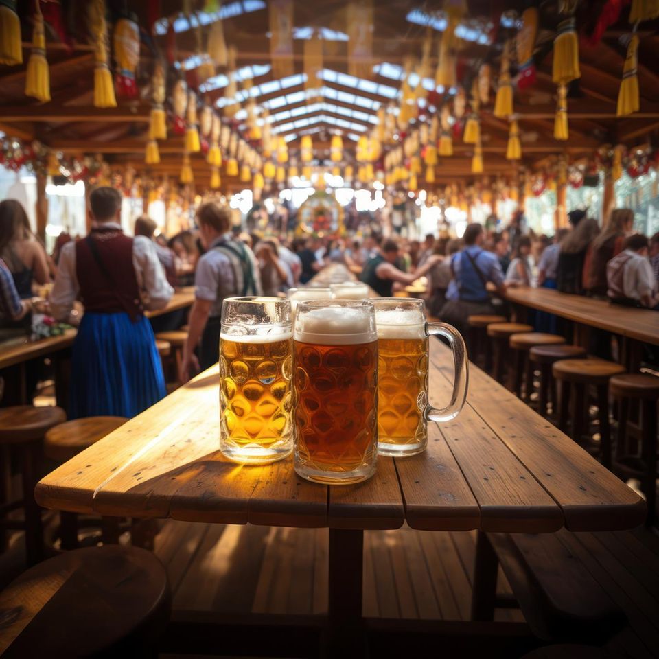 Bier hat in Deutschland zu allen Jahreszeiten Hochkonjunktur, nicht nur im Oktober