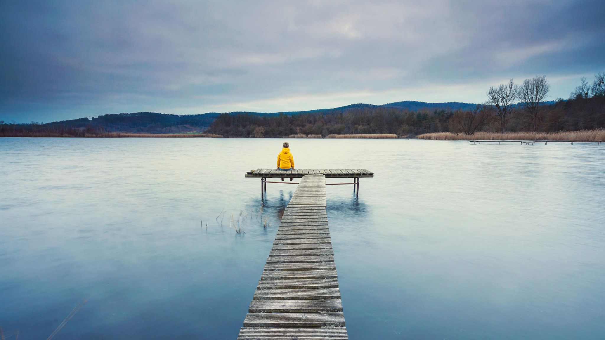 Noch ist die Krankheit Depression unzureichend entschlüsselt. Doch neuere Therapien rücken näher an den Kern der Erkrankung. Auch Menschen mit therapieresistenter Depression können auf Genesung hoffen