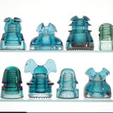 ... Sie sollen Staub, Schmutz und Feuchtigkeit abweisen und so Kriechströme zu unterbinden