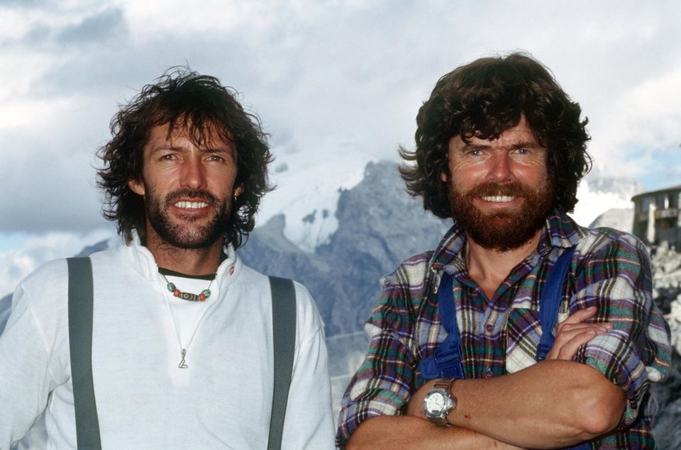 Zumindest für das Guinness-Buch ist ihr Rekord fortan nichtig: Hans Kammerlander (l), und Reinhold Messner im September 1991