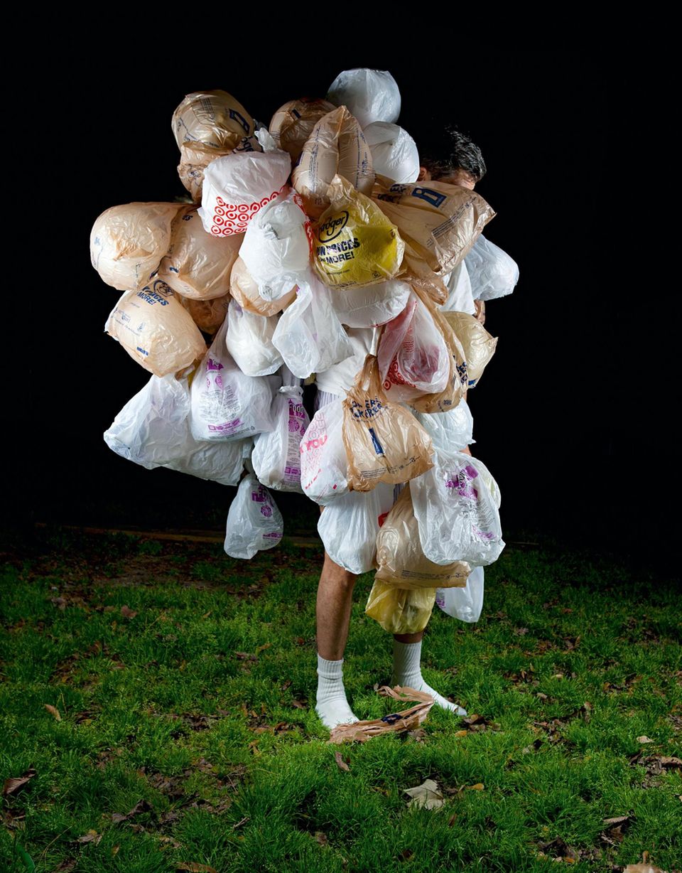 Absurd, aber wahr: Vieles, das wir kaufen, landet schon nach kurzer Zeit im Müll