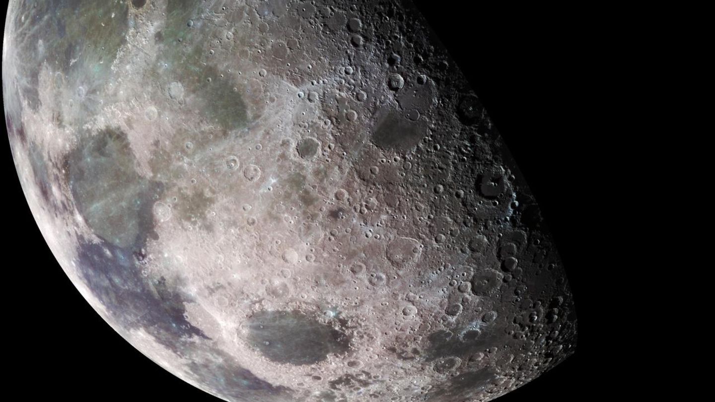 Unser ständiger Begleiter: der Mond.
