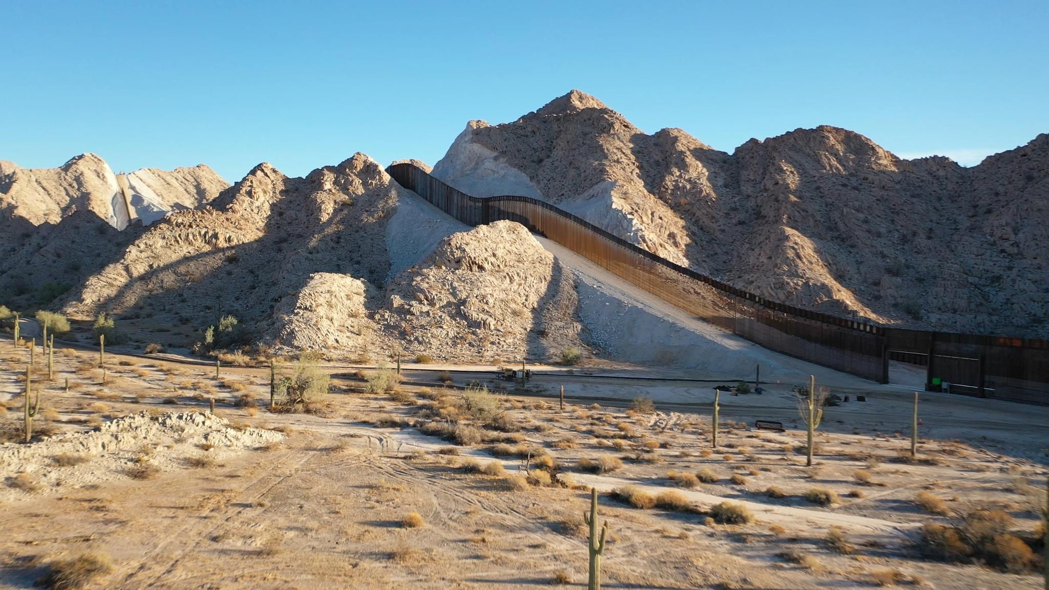 Grenzzaun zwischen Mexiko und USA Grenzzaun zwischen Mexiko und USA