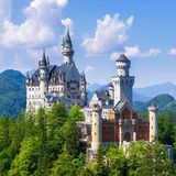Schloss Neuschwanstein im Sommer, bei Schwangau