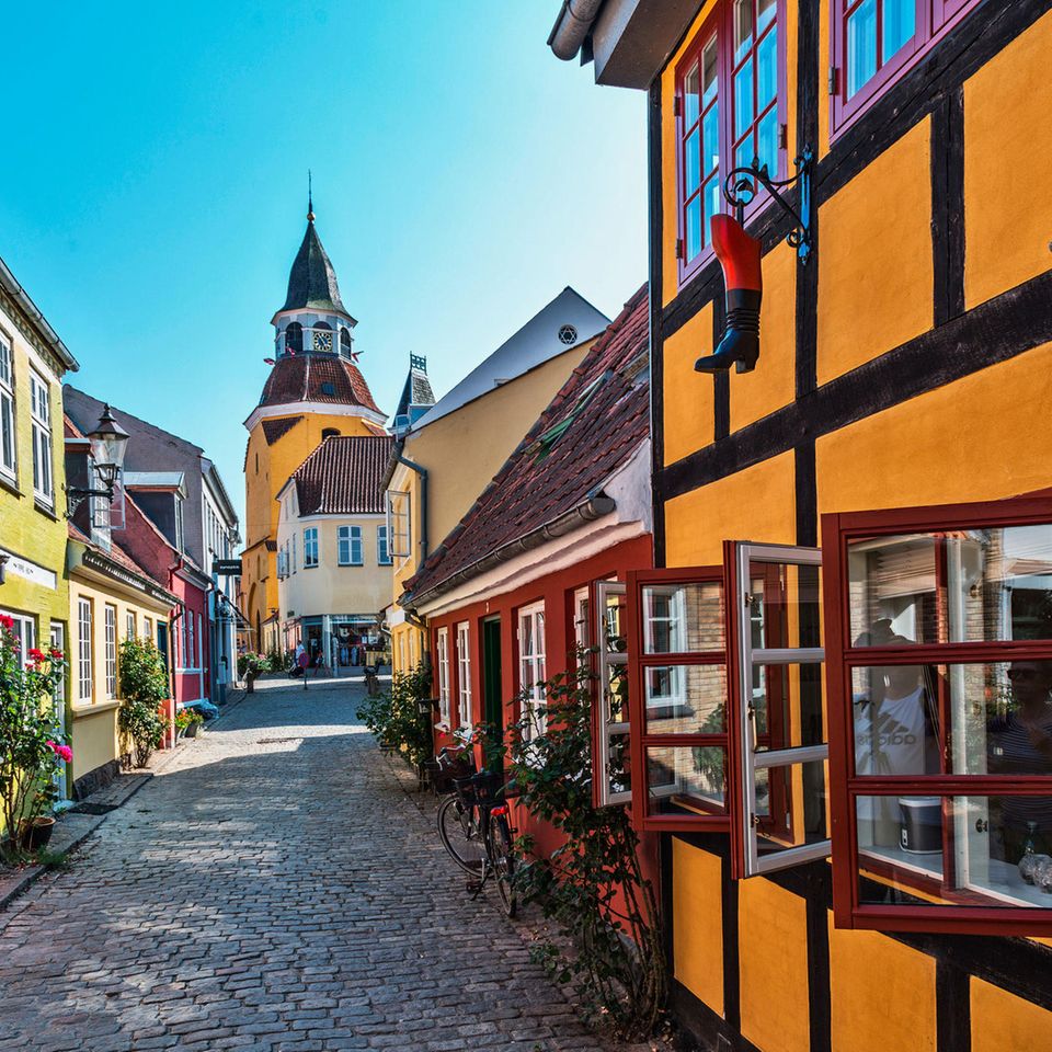 Caption/Abstract=cobbler's house, Faaborg