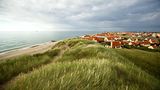 =Alt Skagen inmitten von Dünen auf Jütland an der Nordseeküste. 
