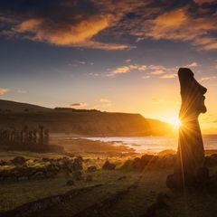 Der Pazifik war die letzte Etappe der Besiedlung der Erde durch den Menschen. Zunächst erreichten Migranten Neuguinea, dann schafften sie es nach Tonga und Samoa, von wo aus der letzte Sprung nach Osten über Tahiti bis zur Osterinsel gelang