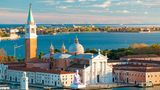 Blick auf die alte Kirche San Giorgio Maggiore mit dem Lido di Venezia