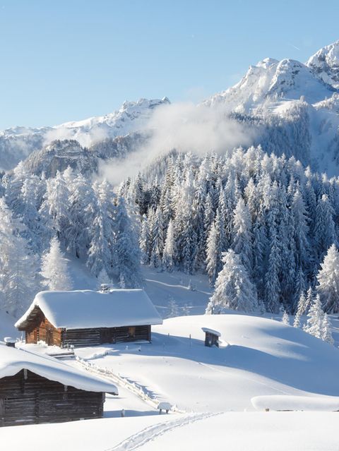 Schneelandschaft bei Sonnenschein