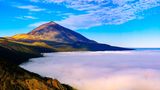 Vulkan Pico del Teide mit blauem Himmel im Hintergrund