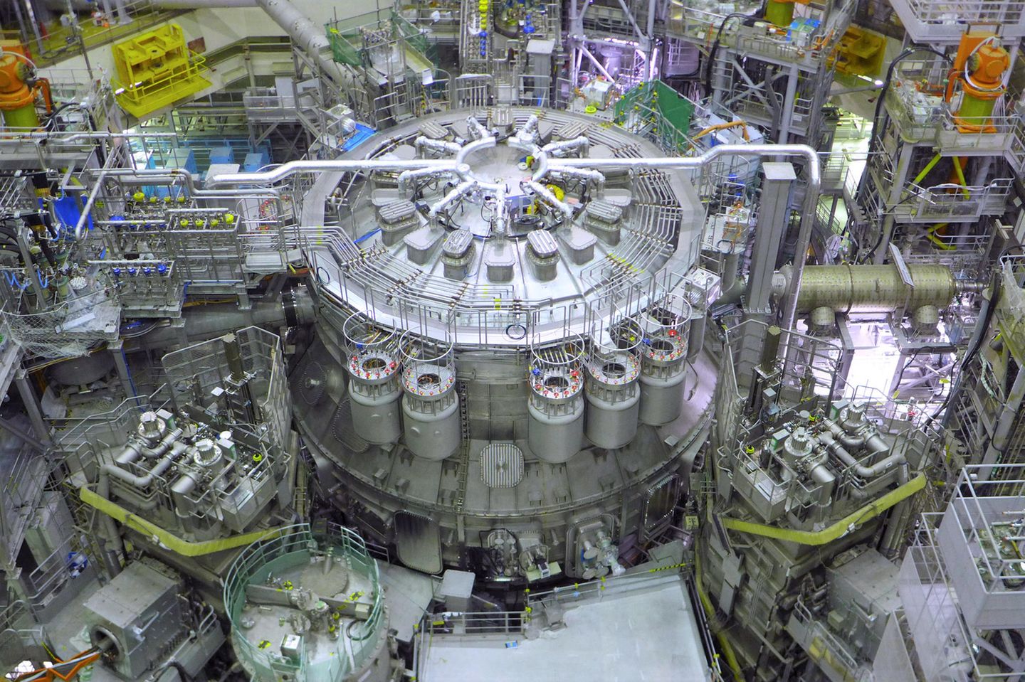 Energie der Zukunft: In Japan luft der weltgrte Fusionsreaktor an - [GEO]