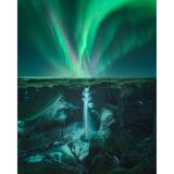 "The dance of the green lady" – Haifoss, Island