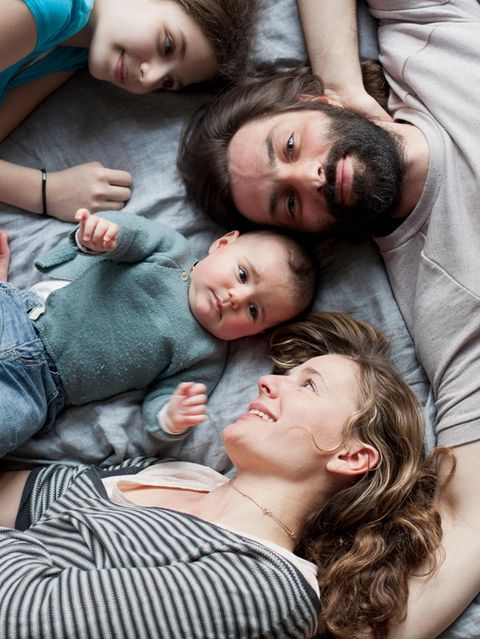 Mütter und Väter beschäftigen sich heute weitaus mehr mit ihren Kinder als noch die eigenen Eltern. Umgekehrt nehmen sie sich weniger Zeit für sich selbst