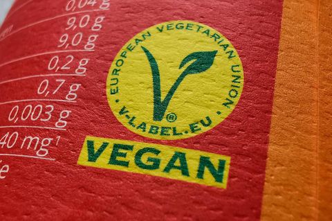 Lebensmittelverpackung mit Vegan Label