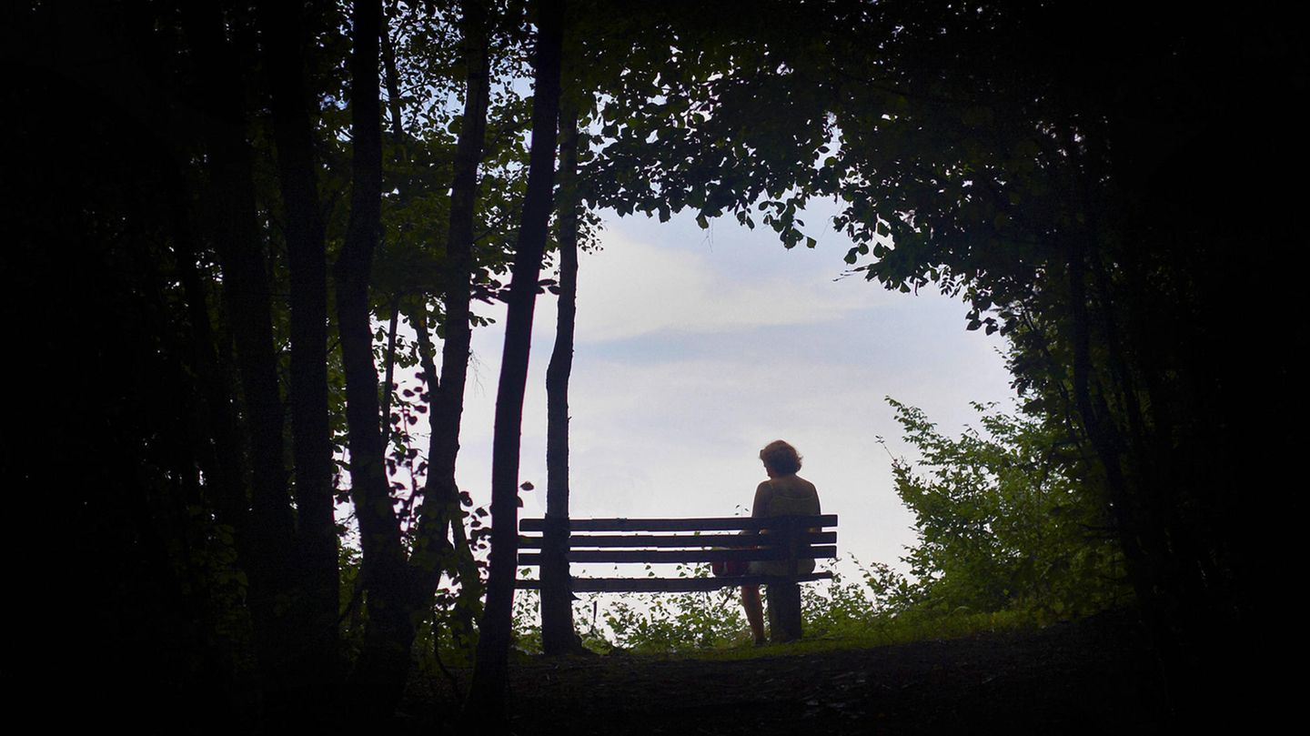 Psyche: Dauerhafte Einsamkeit erhöht das Risiko für verschiedene Krankheiten Dauerhafte Einsamkeit erhöht das Risiko für verschiedene Krankheiten