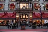 Fensterdeko an Weihnachten bei Macy's in New York