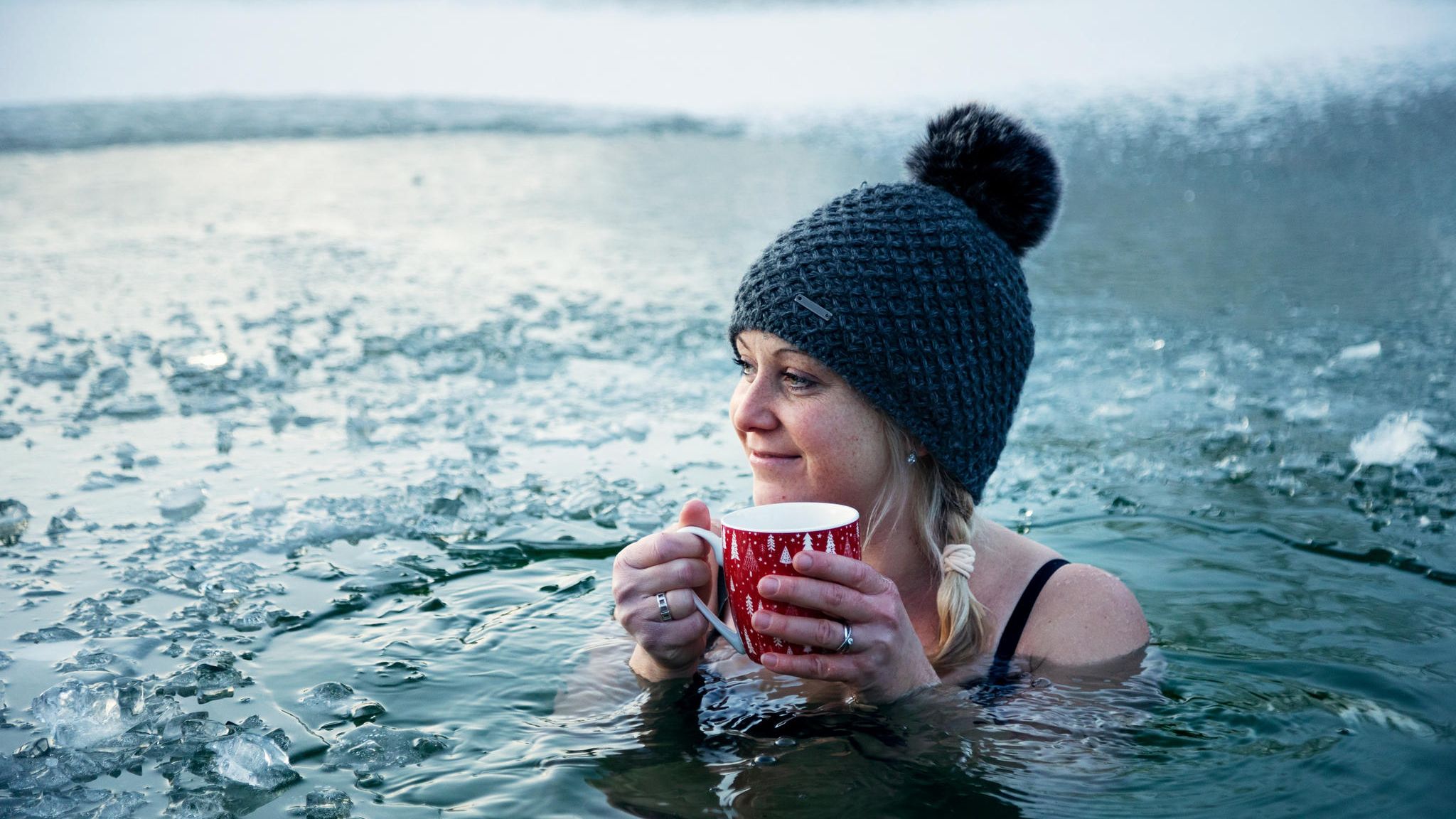 Heilkraft der Kälte: Fördert ein Bad im eisigen Wasser die Gesundheit? Kann es sogar die Lebenszeit verlängern? 