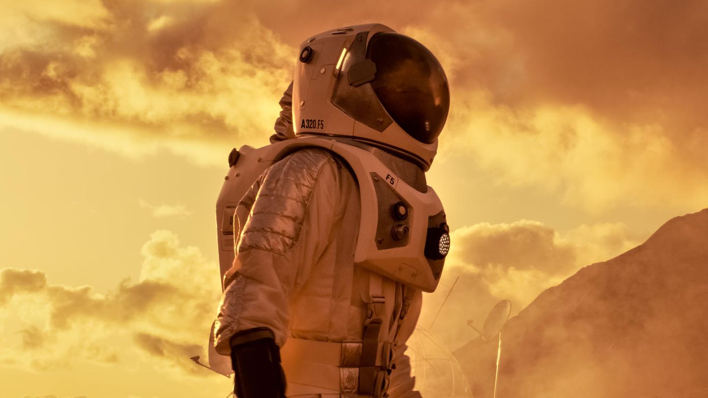 Astronaut im Weltraumanzug
