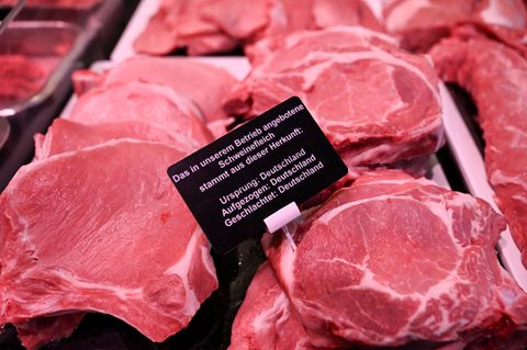 Seit dem 1. Februar 2024 muss die Herkunft auch von unverpacktem Schweinefleisch angegeben sein