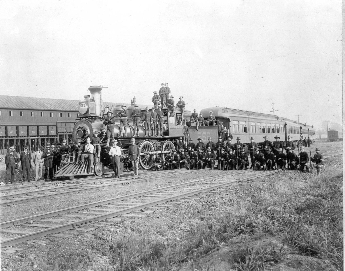 Truppen auf einem Pullman Zug