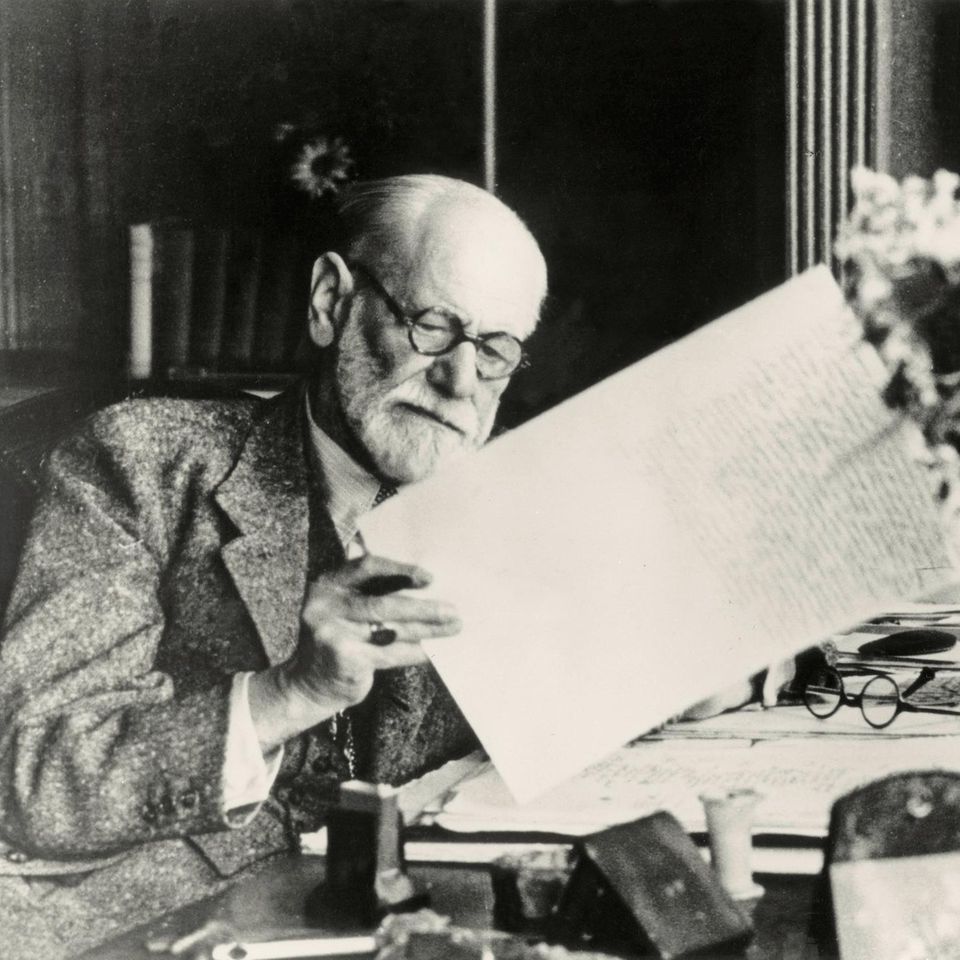 Freud in London am Schreibtisch