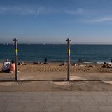 Die Regierung von Katalonien hat in der Hauptstadt Barcelona und 201 weiteren Gemeinden der Region im Nordosten Spaniens wegen Wasserknappheit den Notstand ausgerufen. Öffentliche und private Gärten und Parks dürfen nur unter bestimmten Umständen und dann auch nur mit wiederaufbereitetem Wasser bewässert werden. Auch Duschen am Strand von Barcelona wurden schon außer Betrieb genommen