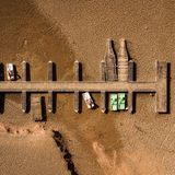 Der Sau-Stausee im Nordosten Spaniens verfügt nur noch über fünf Prozent seines eigentlichen Fassungsvermögens. Forschende rechnen im Zuge des Klimawandels mit veränderten Niederschlagsmustern und länger anhaltenden Dürren. In Katalonien zeichnen sich diese Veränderungen bereits auf dramatische Weise ab: Hier verzeichnen Meteorolog*innen seit 40 aufeinanderfolgenden Monaten unterdurchschnittliche Niederschläge