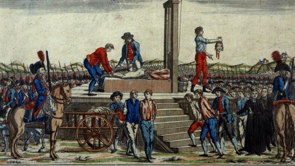 Der Körper des Schinderhannes auf der Guillotine, der Henker hält seinen abgetrennten Kopf hoch