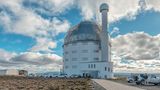 Auf zu den Sternen: das SALT-Riesenteleskop South African Astronomical Observatory, eines der größten Observatorien der Welt