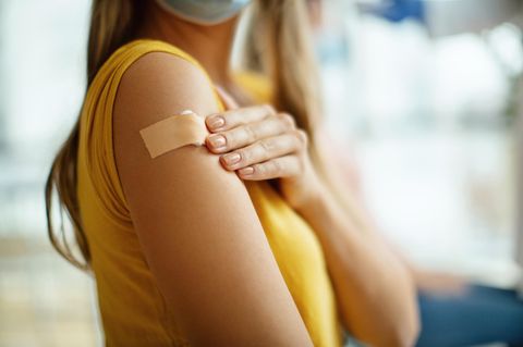 Die Wirksamkeit eines Vakzins ist vermutlich größer, wenn es nicht immer in denselben Arm geimpft wird