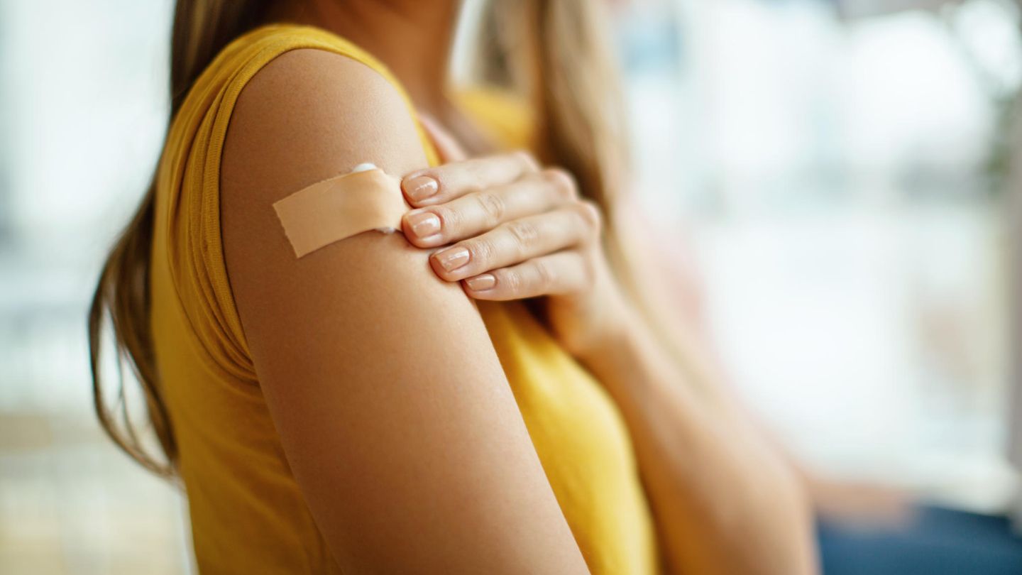 Die Wirksamkeit eines Vakzins ist vermutlich größer, wenn es nicht immer in denselben Arm geimpft wird