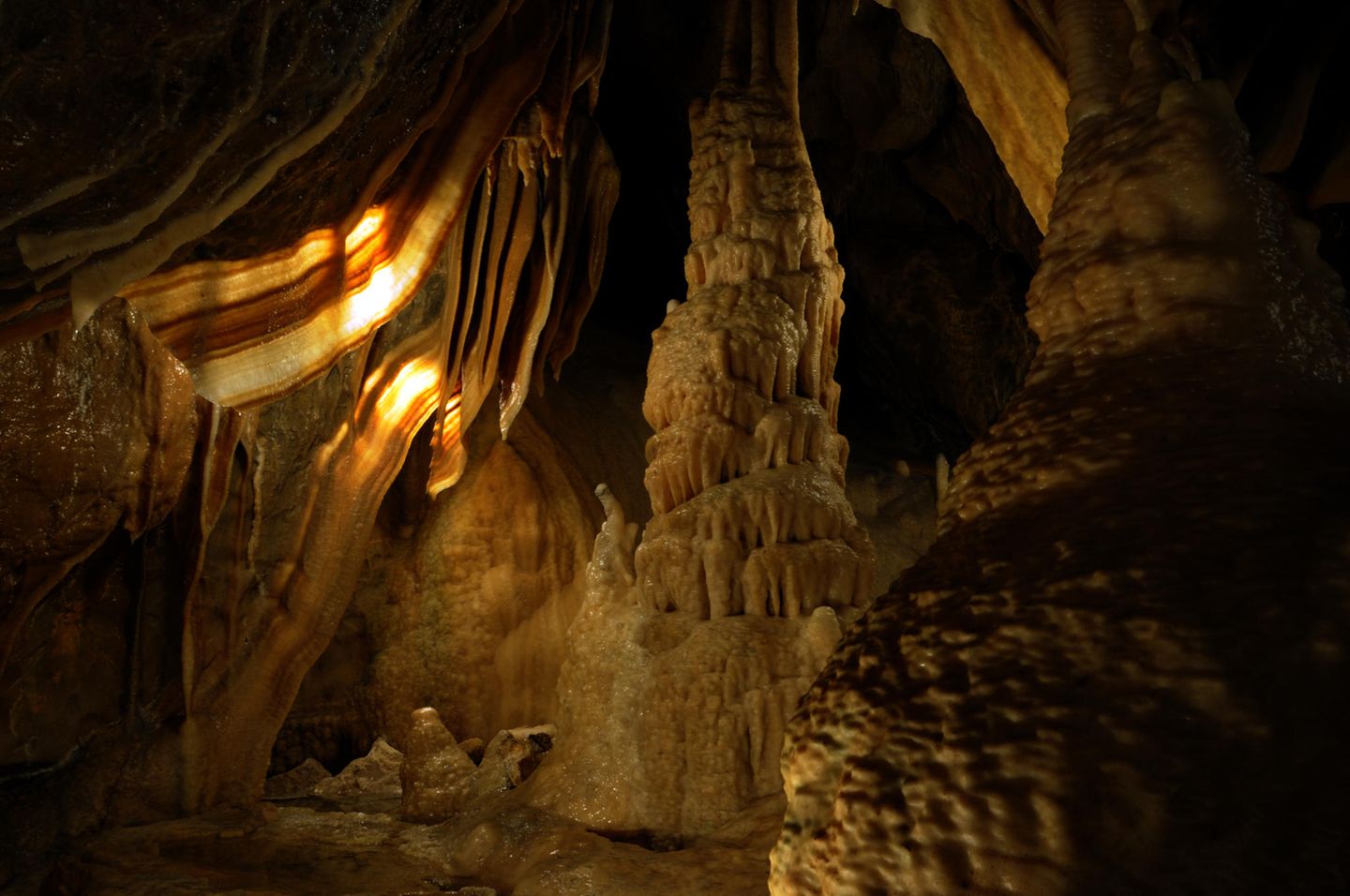 Attahöhle in Attendorn, Sauerland