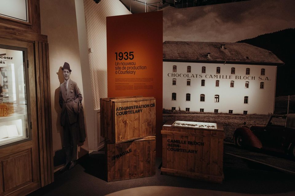 Historisch eingerichtetes Museum beim Schokoladenhersteller Camille Bloch im Berner Jura