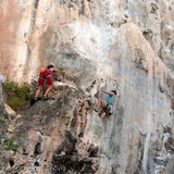 Kletterer in Rai Leh in Krabi Thailand