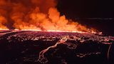 Vulkanausbruch auf Island: Lava quillt aus einem Vulkan zwischen Hagafell und Stóri-Skógfell