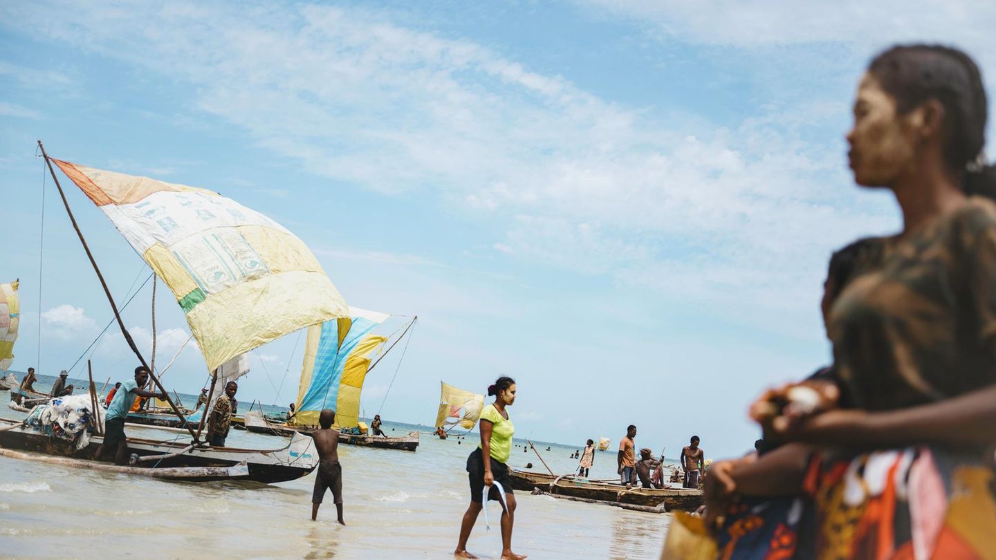 Fischerboote von Ambolomailaka