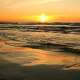 Sonnenuntergang in der Nähe von Ragaciems in Lettland