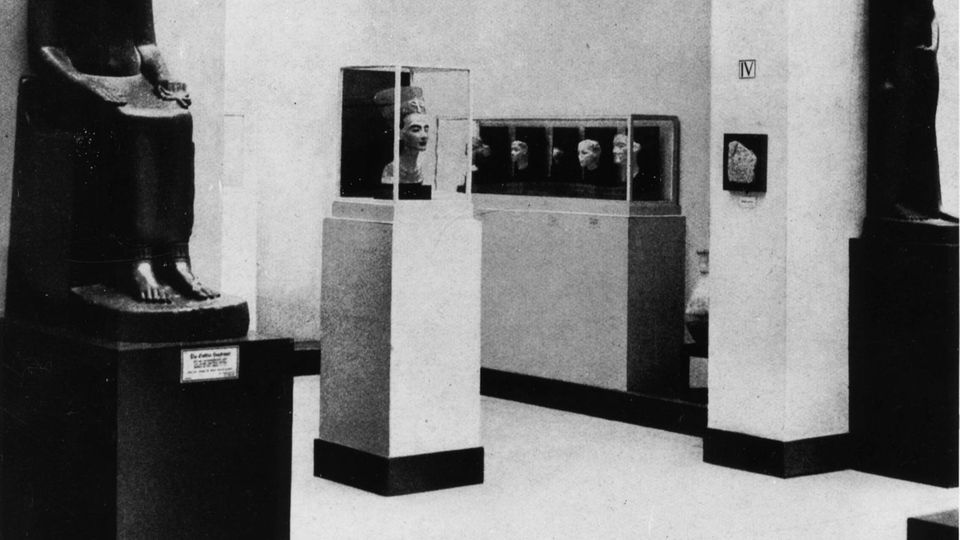 Blick in den Amarna-Hof im Neuen Museum Blick in den Amarna-Hof im Neuen Museum