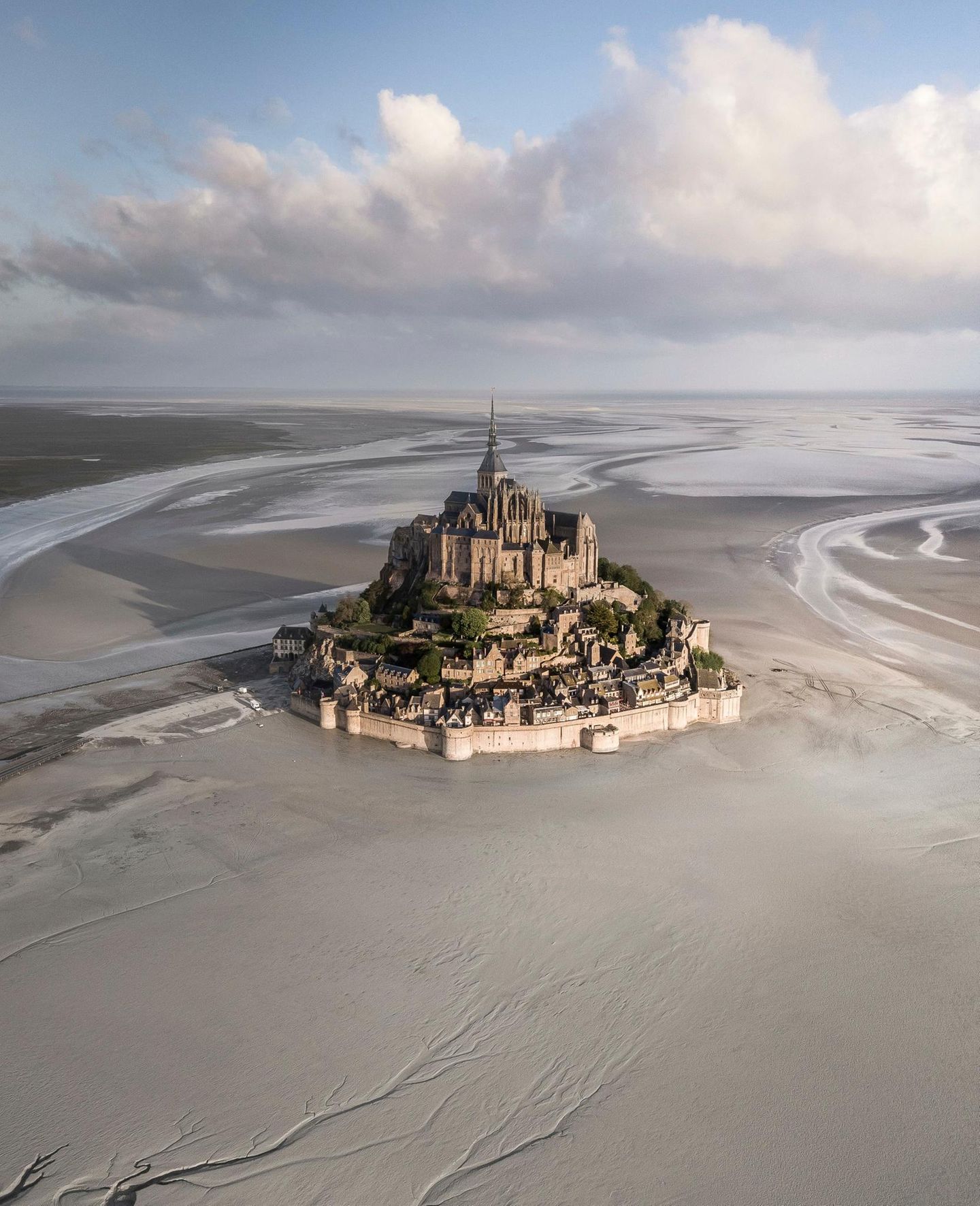 Le Mont-Saint-Michel: UNESCO-Kulturerbe der Menschheit Mont St. Michel Luftaufnahme