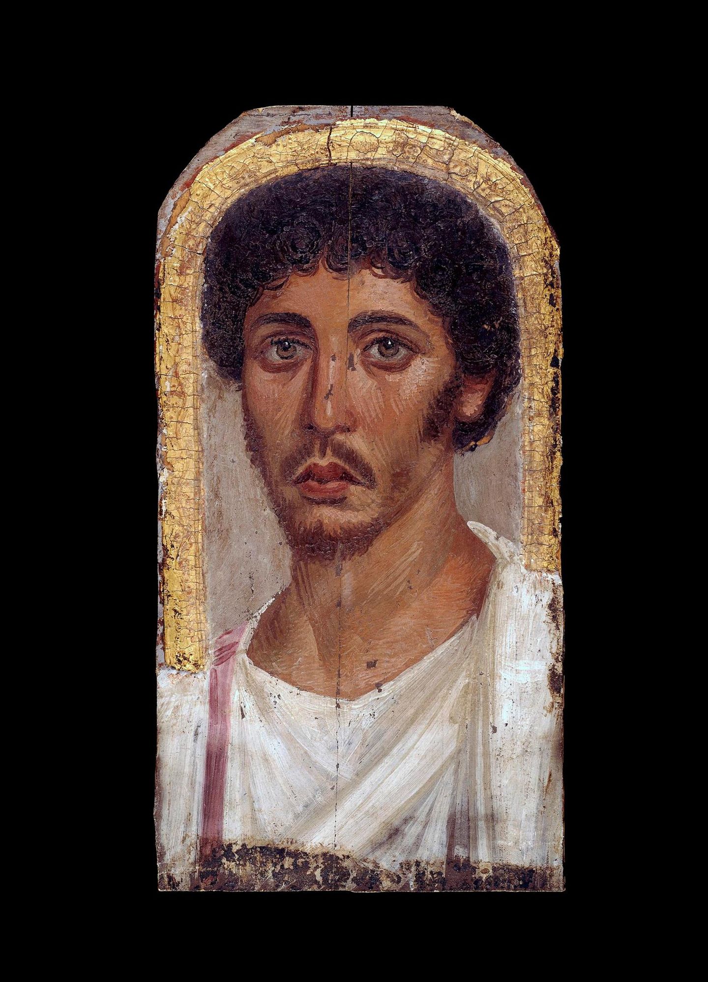 Ein junger Mann mit Bart, in weißer Tunika, halb umrahmt von einem goldenen Bogen, schaut den Betrachter an